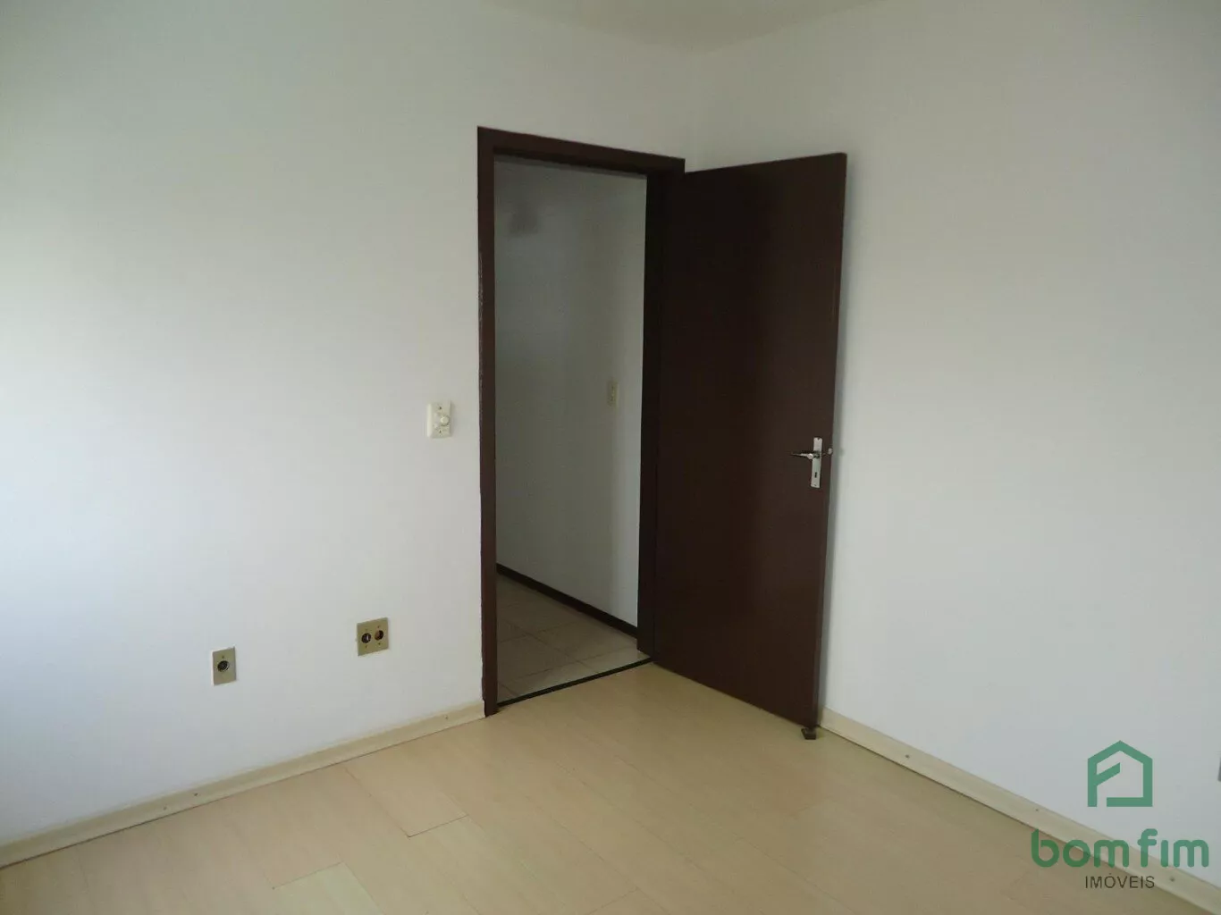 Apartamento para alugar com 2 quartos, 70m² - Foto 8