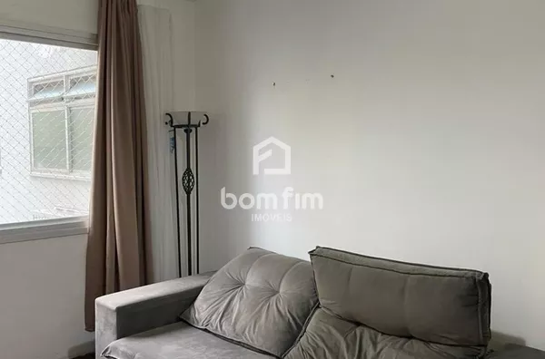 Apartamento de 2 dorm. para aluguel, c/ garagem, no Bairro Centro Histórico, Porto Alegre/RS.