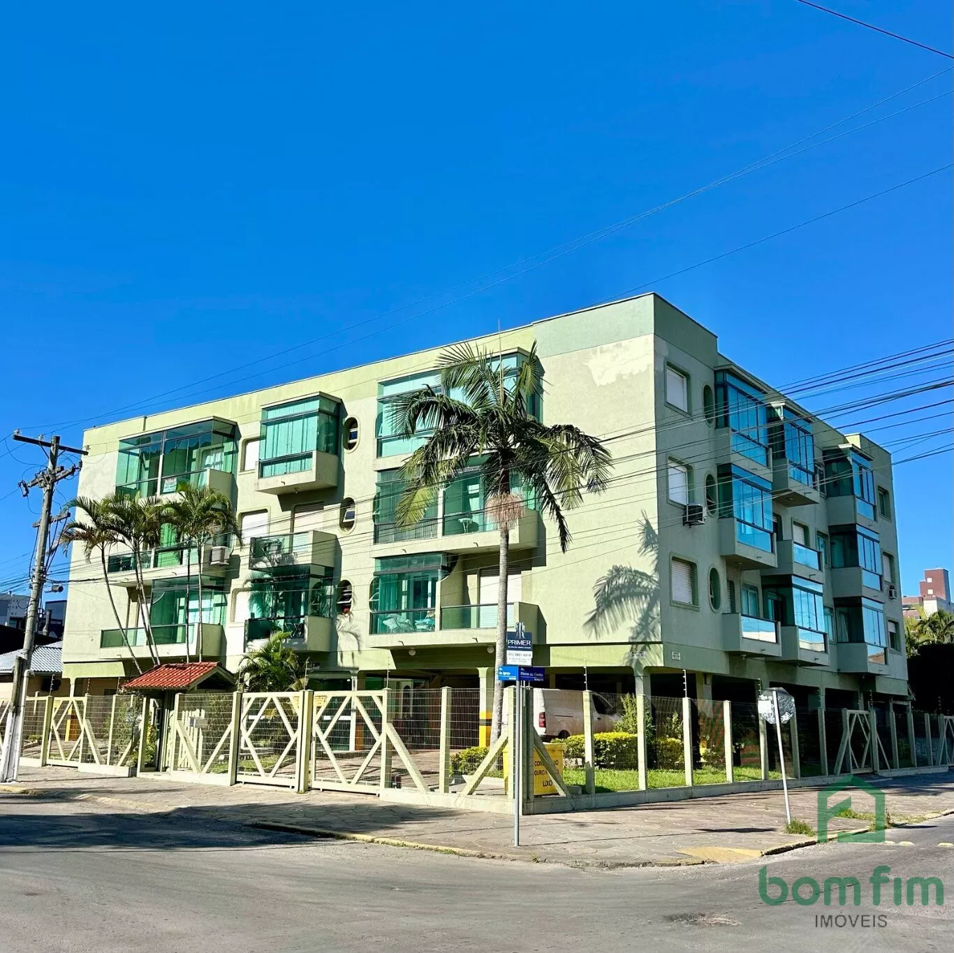 Apartamento à venda com 2 quartos, 56m² - Foto 1