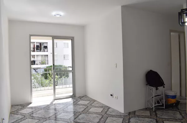 Apartamento com 2 dormitórios e 1 vaga