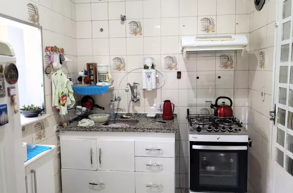 SOBRADO VENDA 2 VAGAS SENDO 2 CASAS CADA UMA COM 3 DORMITÓRIOS E 1 SUITE EM PIRITUBA