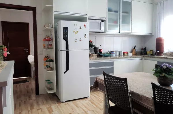 4 CASAS DOCUMENTADAS EM PIRITUBA COM 6 DORMITÓRIOS 6 BANHEIROS E 16 VAGAS 