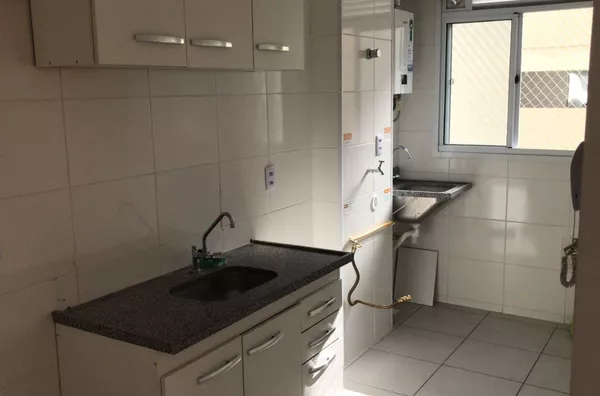 Apartamento com 2 Dormitórios e 1 vaga