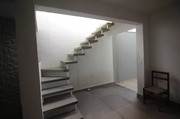 Escada para andar superior