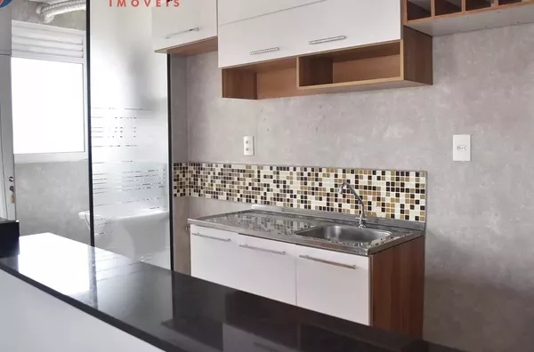 Apartamento com 2 dormitórios e 1 vaga
