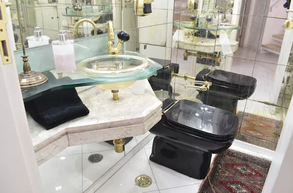 QUADRIPLEX 420m² | PISCINA PRIVATIVA COBERTA | 3 DORMS | 3 VAGAS – PERDIZES