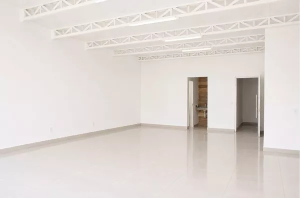 Salão para aluguel | 120 m2 | Jaraguá - Foto 1