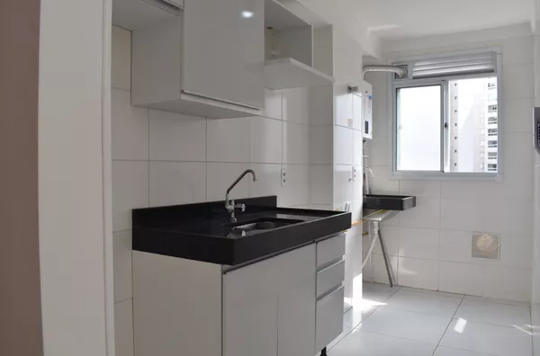 Apartamento com 2 Dormitórios e 1 vaga