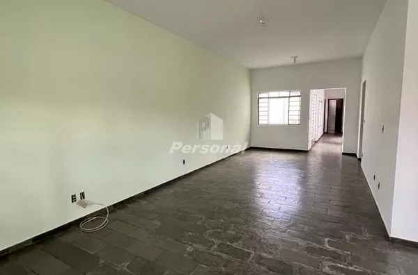 Casa para venda, 3 quarto(s),  Vila Das Jabuticabeiras, Taubaté