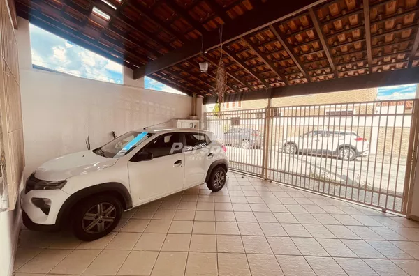 Sobrado de 3 dormitórios sendo 1 suíte, Jardim Maria Augusta, Taubaté - Foto 1