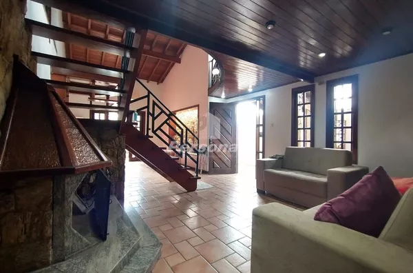 Lindo Sobrado à Venda em Estilo Colonial em Tremembé/SP - Foto 3