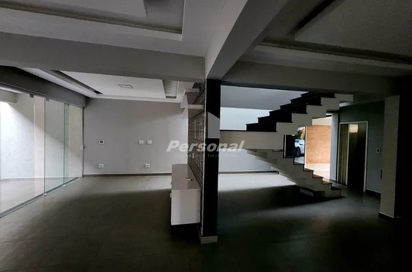 Sobrado com 3 suites sendo 2 com closet... - Foto 1