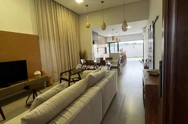 Casa em condomínio para venda 