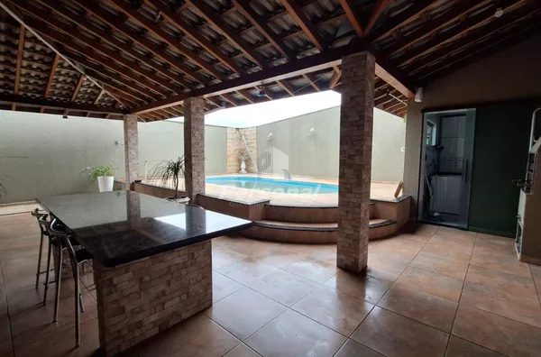 Sobrado com suíte e piscina em Tremembé - Foto 1
