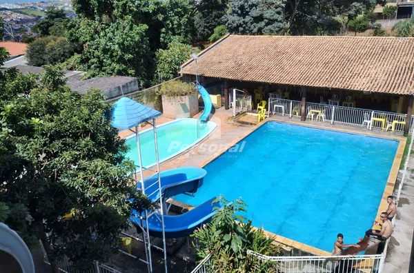 Sobrado Triplex com Piscina para Venda,  no Quinta Das Frutas, Taubaté