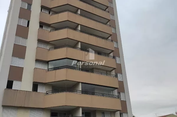Apartamento 2 dormitórios, sendo 1 suíte, Edifício Angélica