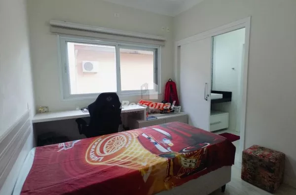 Oportunidade Sobrado de 4 suítes no Condomínio Vale dos Príncipes