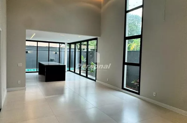 Casa de 3 suítes amplas, no Condomínio Verdes Vales