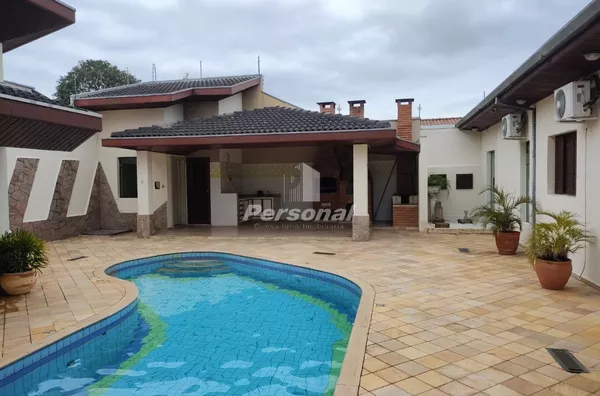 Casa para venda, 4 quarto(s),  Parque São Jorge, Taubaté