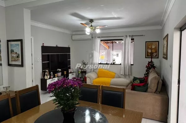 Casa de 3 dormitórios sendo 1 suíte, Jardim Maria Augusta, Taubaté - Foto 2