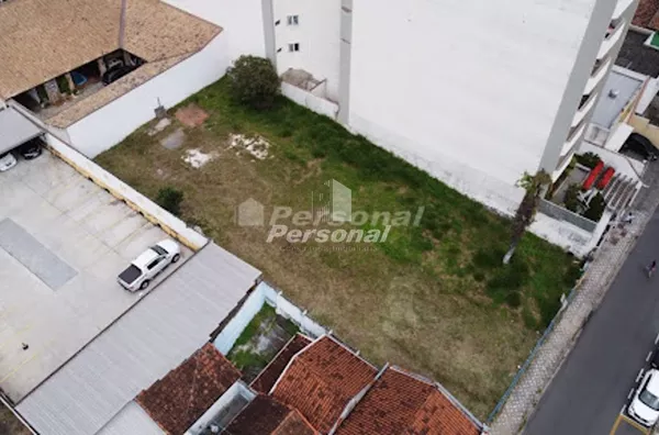 Terreno à venda, 408 m² por R$ 700.000,00 - Centro - Taubaté/SP - Foto 1