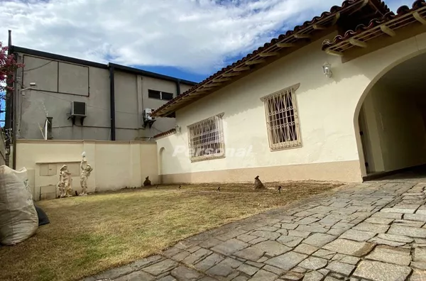 Casa para venda e aluguel, 3 quarto(s),  Centro, Taubaté - Foto 1