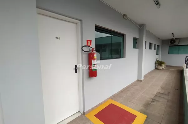 Sala comercial para venda e locação, Centro, Taubaté - Foto 9