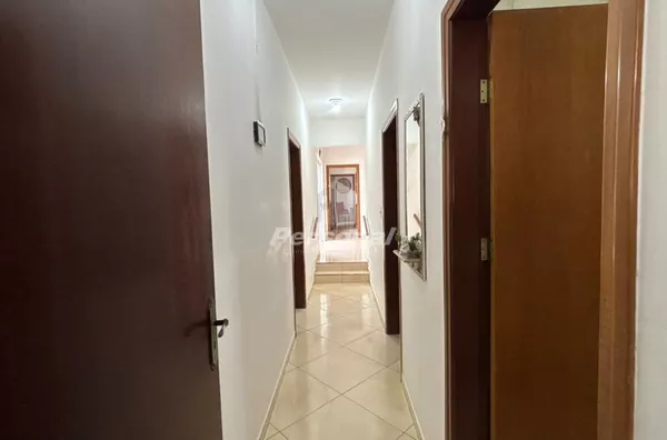 Casa à Venda no Jardim das Nações com 3 Dormitórios, Suíte e Área Gourmet