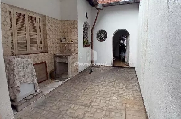 Casa com 6 dormitórios para compra ou locação,  Centro, Taubaté