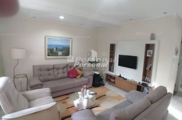 Casa com 3 dormitórios à venda, 200 m² por R$ 290.000,00 - Conjunto Habitacional C.D.H.U. - Taubaté/SP - Foto 2