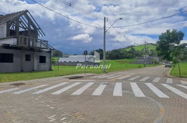 Terreno de 300m² para venda,  Residencial Ecovilla Taubaté, Taubaté - Foto 5