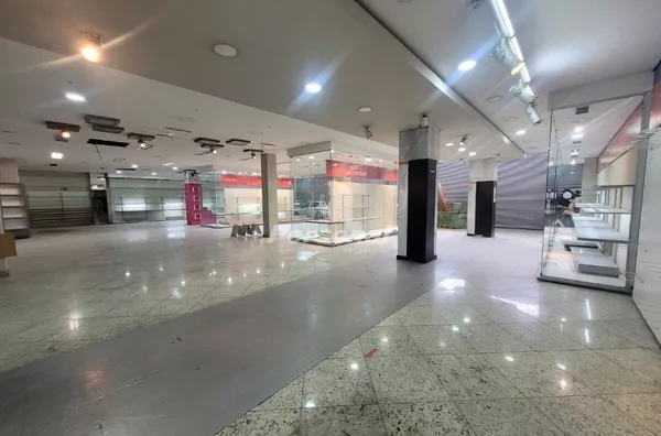 Excelente Ponto Comercial no Centro de Taubaté