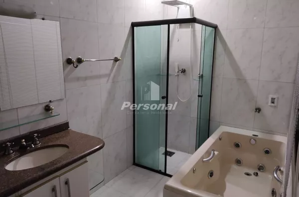 Casa para venda, 4 quarto(s),  Parque São Jorge, Taubaté