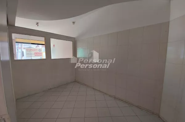Salão para alugar, 45 m² por R$ 2.071,92/mês - Centro - Taubaté/SP - Foto 3