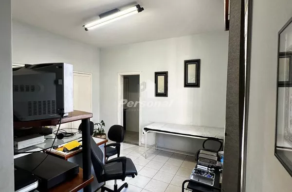Casa comercial para aluguel e venda,  Centro, Taubaté