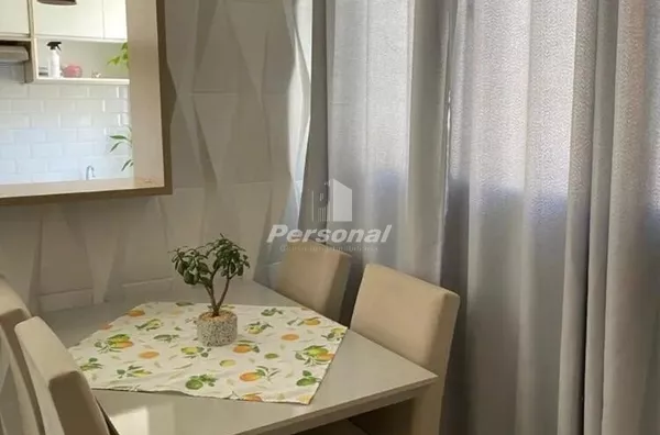 Apartamento de 2 dormitórios no Condomínio Trivellato, Bairro Gurilândia