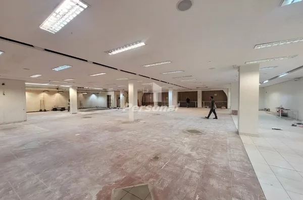 Excelente Ponto Comercial no Centro de Taubaté