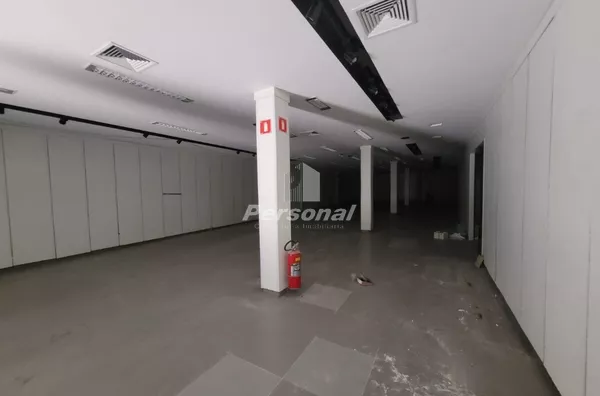 - Excelente Ponto comercial no Centro, Taubaté
