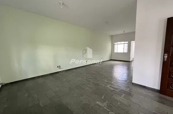 Casa para venda, 3 quarto(s),  Vila Das Jabuticabeiras, Taubaté