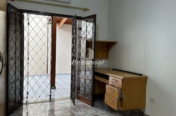 Casa com piscina na Vila São José para venda, Taubaté - Foto 2