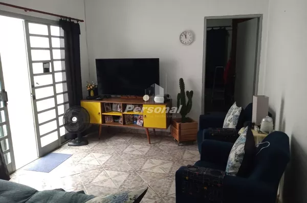 Casa 2 dormitórios excelente para comercio Jardim Gurilândia, - Foto 3