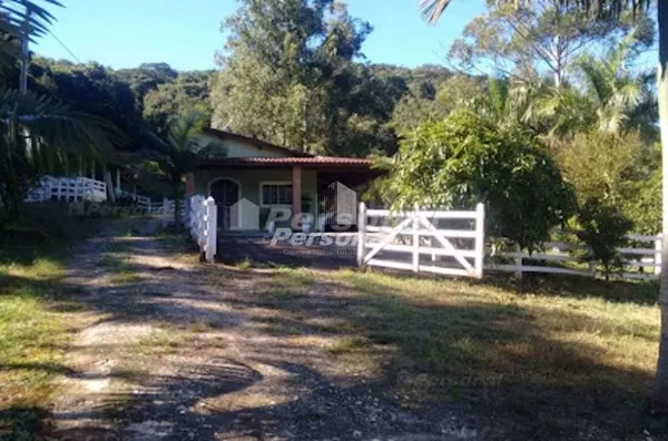 Sítio com 2 dormitórios à venda, 30 m² por R$ 848.000,00 - Taboão - Taubaté/SP - Foto 1