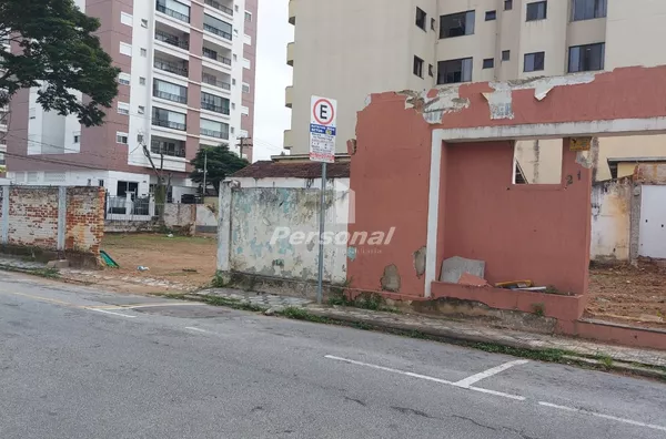 Terreno para alugar, 600 m² por R$ 10.000/mês - Centro - Taubaté/SP - Foto 5