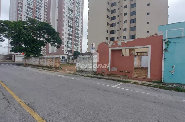Terreno para alugar, 600 m² por R$ 10.000/mês - Centro - Taubaté/SP - Foto 4
