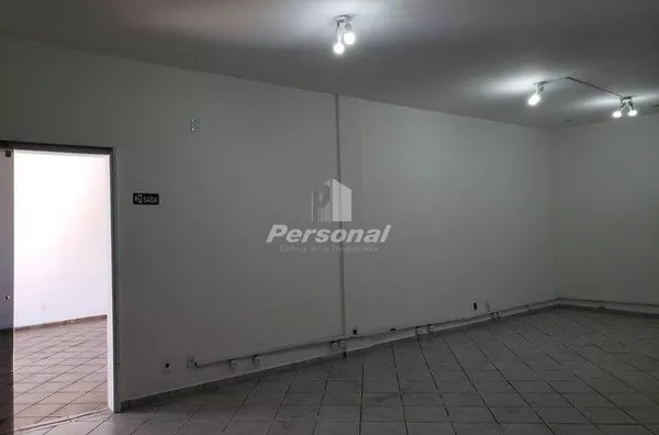 Ponto para alugar, 210 m² por R$ 4.050/mês - Centro - Taubaté/SP