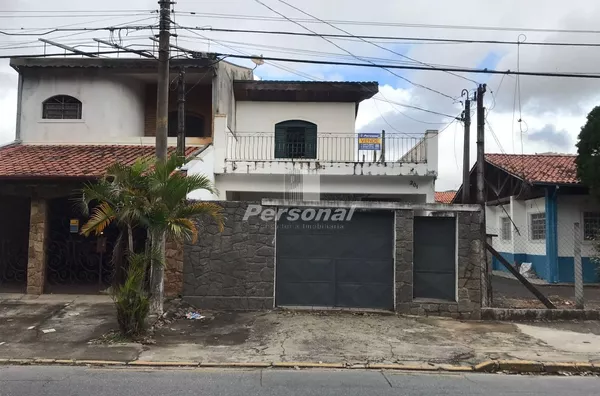 Sobrado com 4 dormitórios à venda, 250 m² por R$ 750.000,00 - Chácara do Visconde - Taubaté/SP - Foto 1