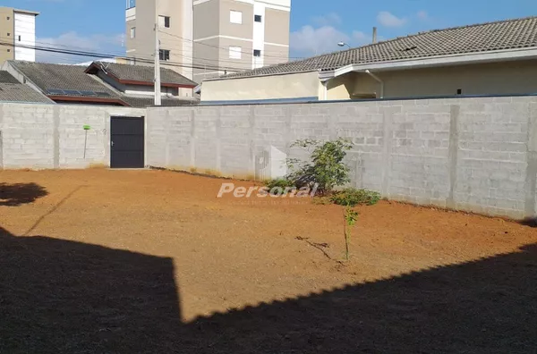 Terreno murado de 300m² com ótima topografia, Portal da Mantiqueira, Taubaté - Foto 1