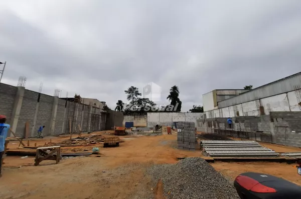 Galpão de 1126m² em construção para aluguel,  Residencial Estoril, Taubaté - Foto 1