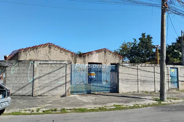 Terreno de esquina com 450m² para venda, Jardim Santa Catarina, Taubaté - Foto 1