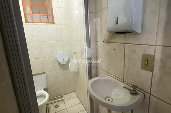 Ponto de 180m² para aluguel, Vila São José, Taubaté - Foto 4